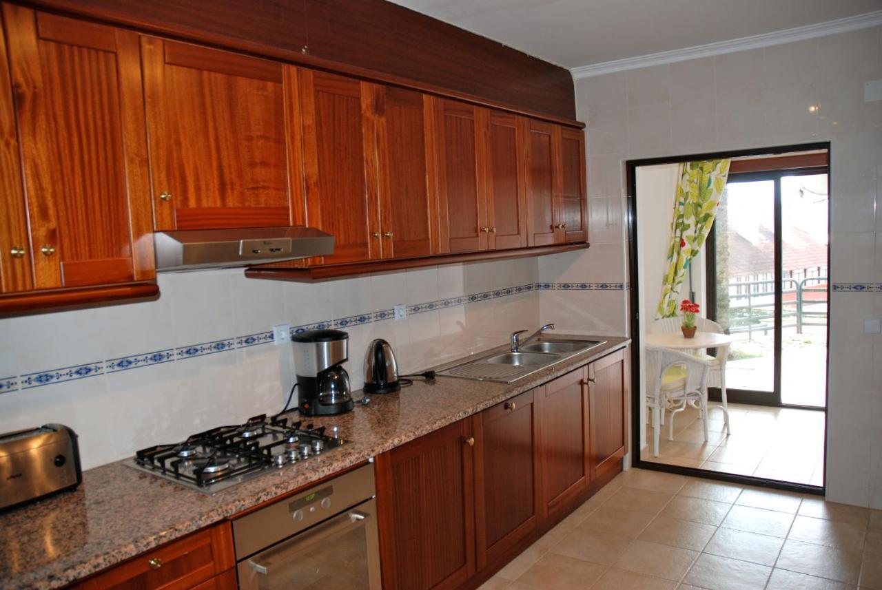 Ocean - Duplex Apartment 65M From The Beach With Pool And Parking São Martinho do Porto Dış mekan fotoğraf